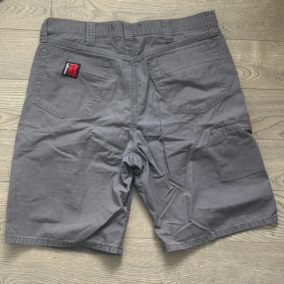 Wrangler Riggs Workwear Shorts - Picture 2 of 3